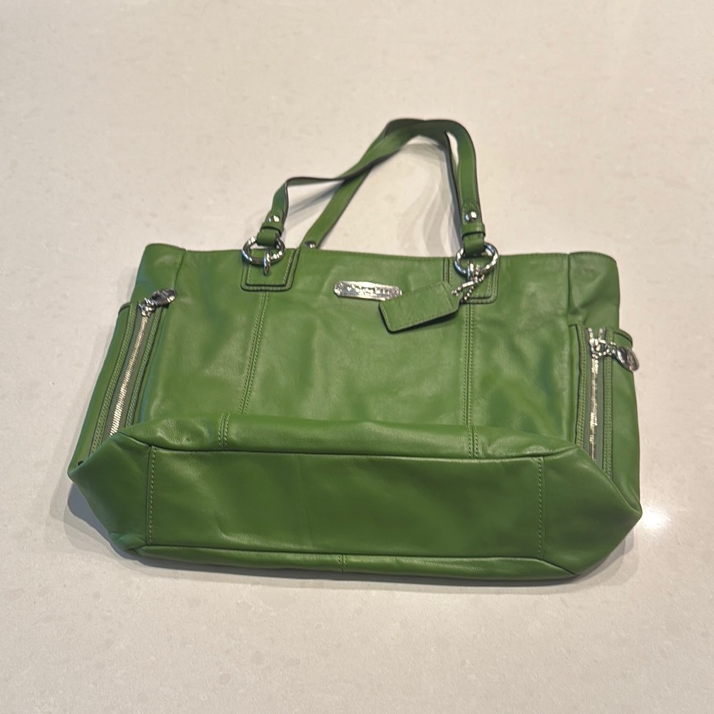 Coach Green Leather Shoulder Tote Bag